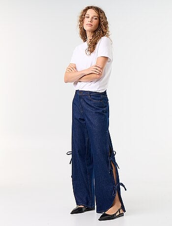 Jean large wide leg avec nœuds fantaisies à la base
