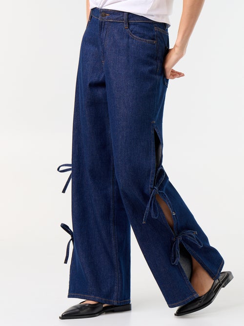 Jean large wide leg avec nœuds fantaisies à la base - Kiabi