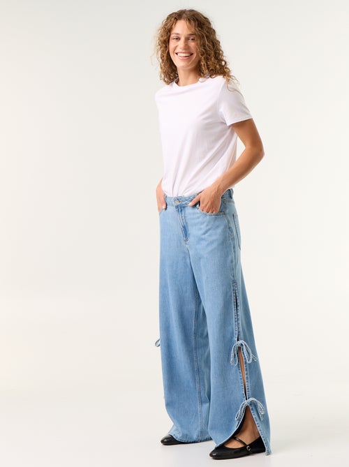 Jean large wide leg avec nœuds fantaisies à la base - Kiabi