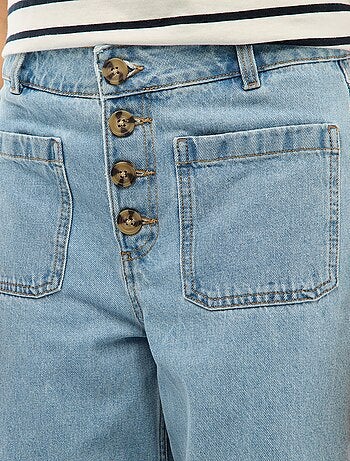 Jean taille haute avec boutons