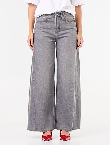 Jean wide leg avec bord à cru