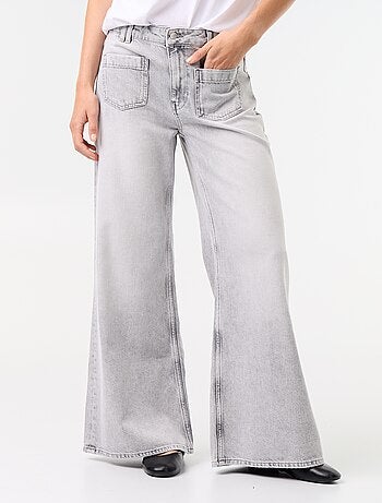Jean wide leg / coupe large avec poches plaquées