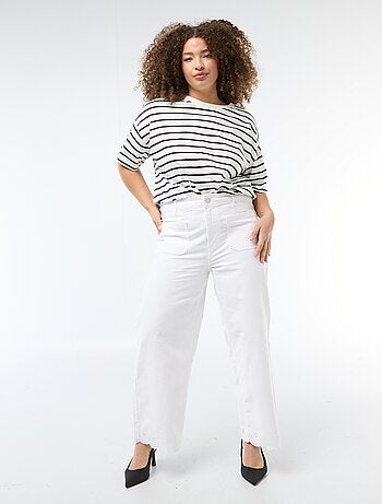 Jean wide leg taille haute avec poches plaquées devant et au dos