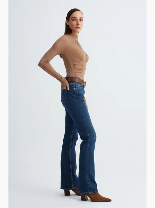 Jeans met lage taille en rechte pijp dilvin - Kiabi