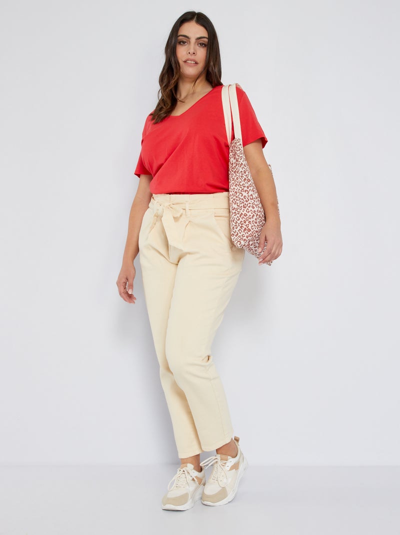 Jeans met paperbagtaille en ceintuur ecru - Kiabi