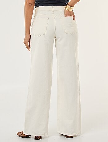 Jeans met wijde pijpen - 30L