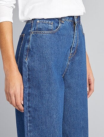 Jeans met wijde pijpen - L34