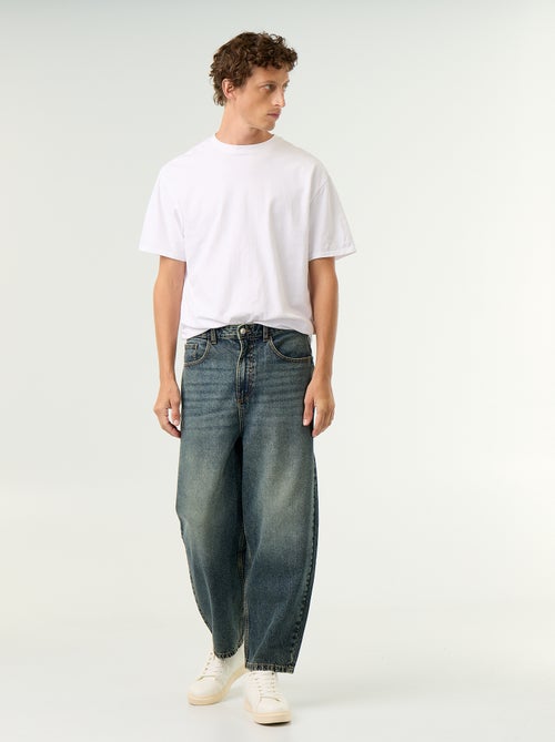 Jeans met wijde pijpen en 5 zakken - Kiabi Jeans met wijde pijpen en 5 zakken - Kiabi