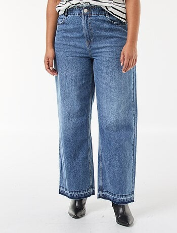 Jeans met wijde pijpen en raw-cut afwerking