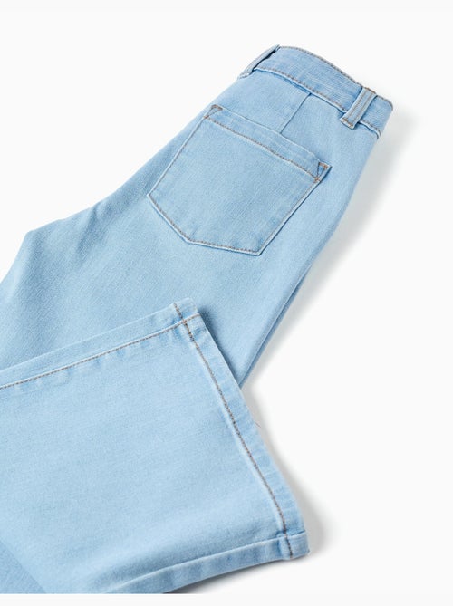 Jeans met wijde pijpen en zakken aan de voor- en achterkant - Kiabi Jeans met wijde pijpen en zakken aan de voor- en achterkant - Kiabi
