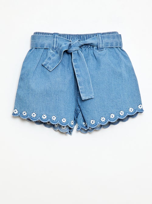 Jeansshort met strikceintuur - Kiabi Jeansshort met strikceintuur - Kiabi