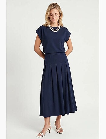 Jersey set met t-shirt en midirok istanbul