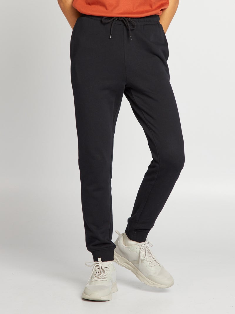 Jogging basique uni noir - Kiabi