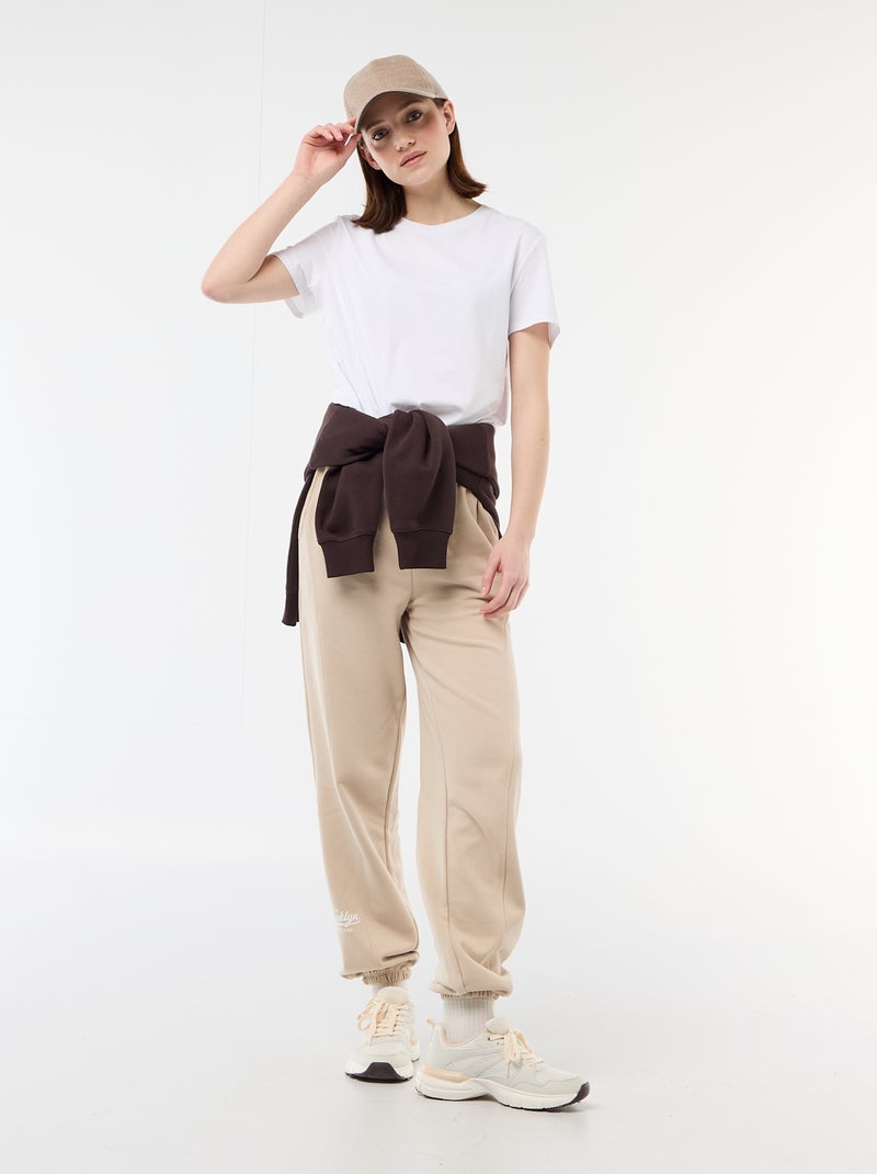 Jogging forme barrel en coton uni Beige - Kiabi