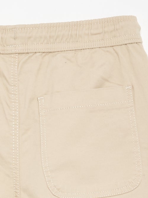 Joggingbroek met trekkoordjes - Kiabi Joggingbroek met trekkoordjes - Kiabi