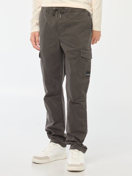 Jogpant met zakken met klepje - Kiabi