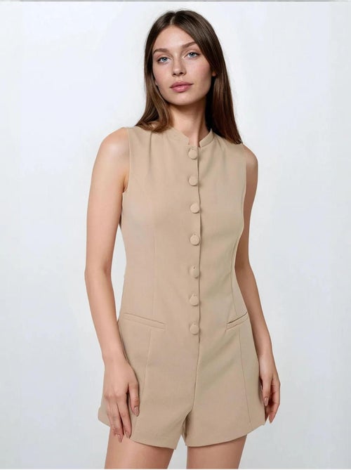 Jumpsuit met korte pijpen, ronde hals en knoopdetail - Kiabi
