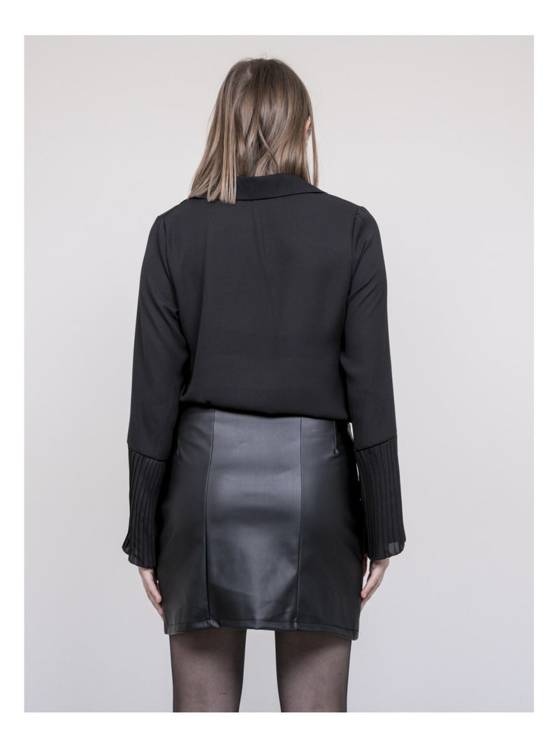 Jupe courte droite en simili xochi Noir - Kiabi