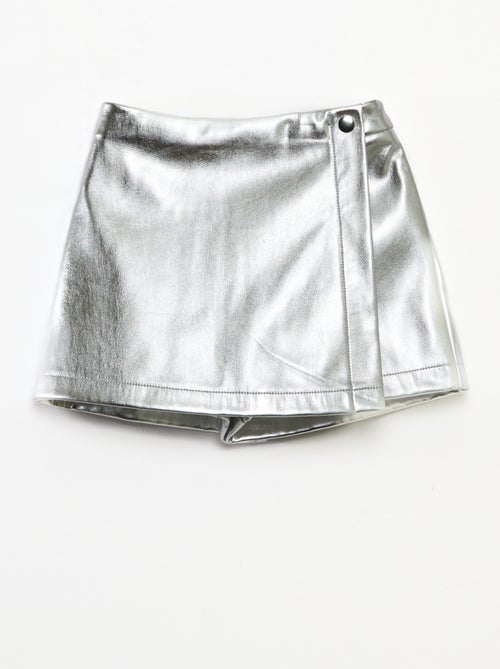 Jupe courte en faux cuir - Kiabi