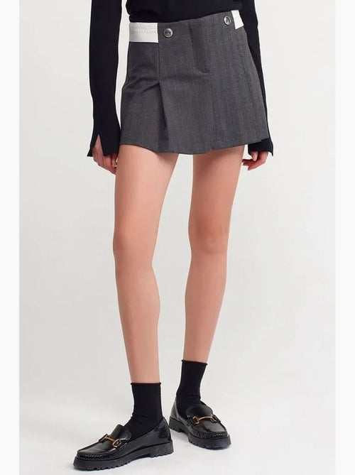 Jupe courte plissée à taille haute avec ceinture dilvin - Kiabi