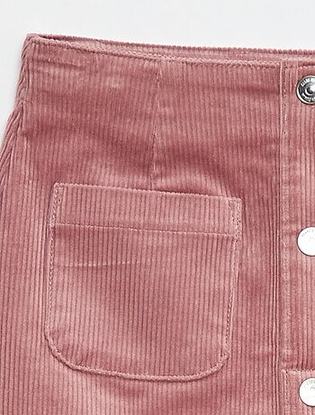 Jupe en velours coupe courte et droite