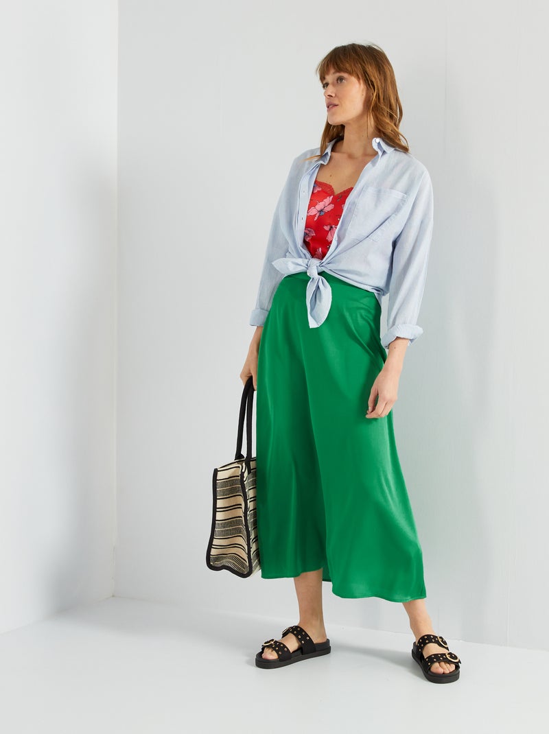 Jupe longue en satin vert - Kiabi