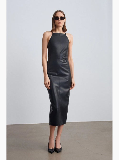 Jupe longue femme en pu dilvin - Kiabi Jupe longue femme en pu dilvin - Kiabi
