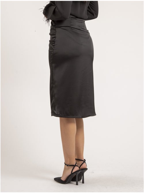 Jupe mi-longue satin xarena - Kiabi Jupe mi-longue satin xarena - Kiabi
