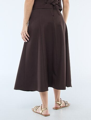 Jupe midi à pinces évasée
