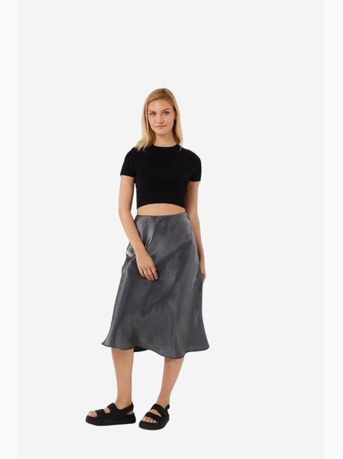 Jupe midi ajustée en satin avec taille élastiquée mixray - Kiabi Jupe midi ajustée en satin avec taille élastiquée mixray - Kiabi