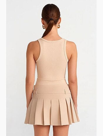Jupe mini plissée taille haute avec ceinture dilvin