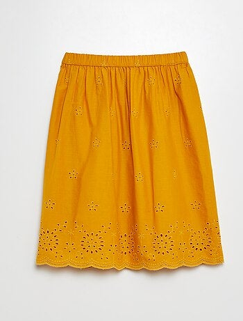 Jupe motifs dentelle