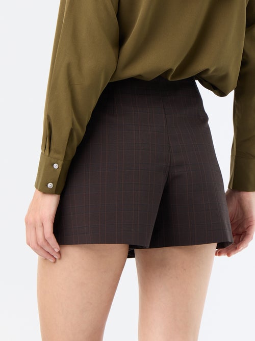Jupe short avec bijou fantaisie - Kiabi