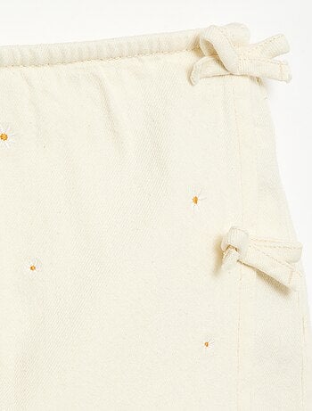 Jupe-short avec motifs brodés all over