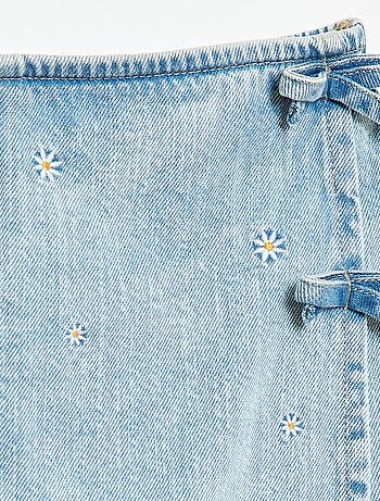 Jupe-short avec motifs brodés all over