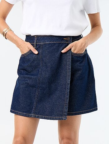 Jupe short en denim brut