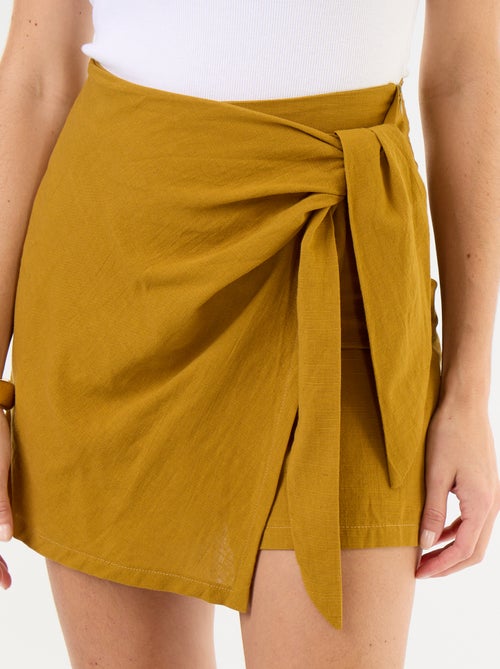 Jupe short léger avec ceinture à nouer - Kiabi