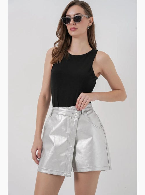 Jupe-short taille haute en tissu métallisé avec fermeture à boutons bdart - Kiabi