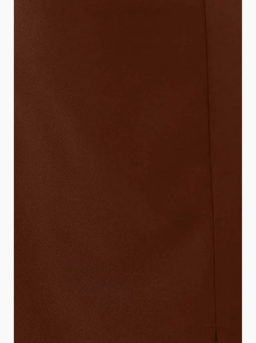 Jupe taille haute fendue sur le côté hiccup - Kiabi Jupe taille haute fendue sur le côté hiccup - Kiabi