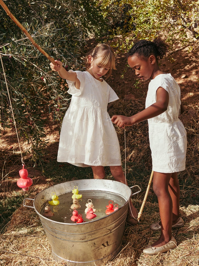 Jurk met fantasie bloemenborduursels Wit - Kiabi