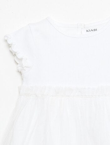 Jurk van ribgebreide stof en tule