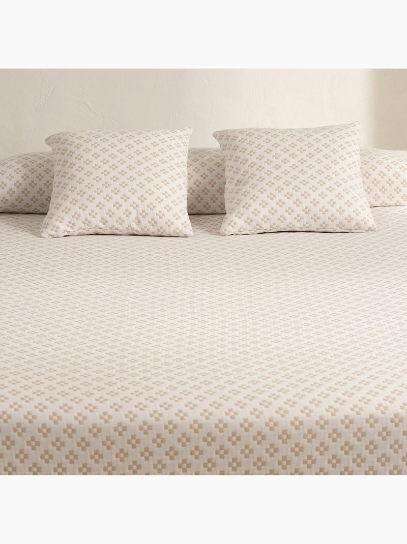 Katoenen bedsprei met reliëf geometrisch dessin en getextureerde stof. Beige - Kiabi