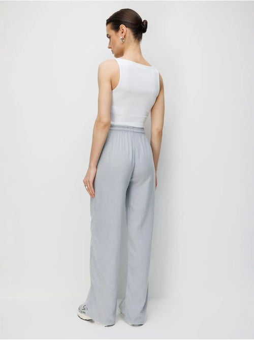 Katoenen broek met middelhoge taille, rechte pijpen en striksluiting mixray - Kiabi Katoenen broek met middelhoge taille, rechte pijpen en striksluiting mixray - Kiabi