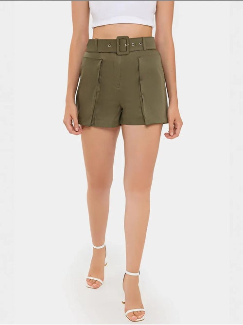 Katoenen shorts met hoge taille, zak en riemdetail hiccup - Kiabi Katoenen shorts met hoge taille, zak en riemdetail hiccup - Kiabi