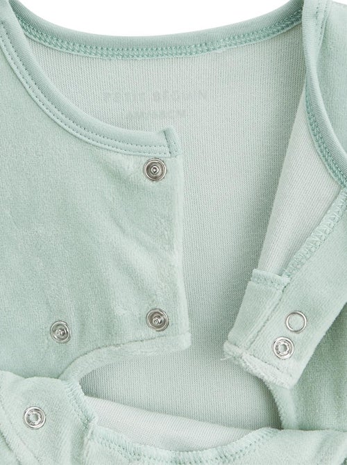 Keniaanse babypyjama van fluweel met brugopening - Kiabi