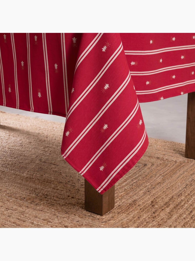 Kersttafelkleed met dubbele strepen, lurex-garen en geborduurde dennenbomen in reliëf - gamusi. Rood - Kiabi