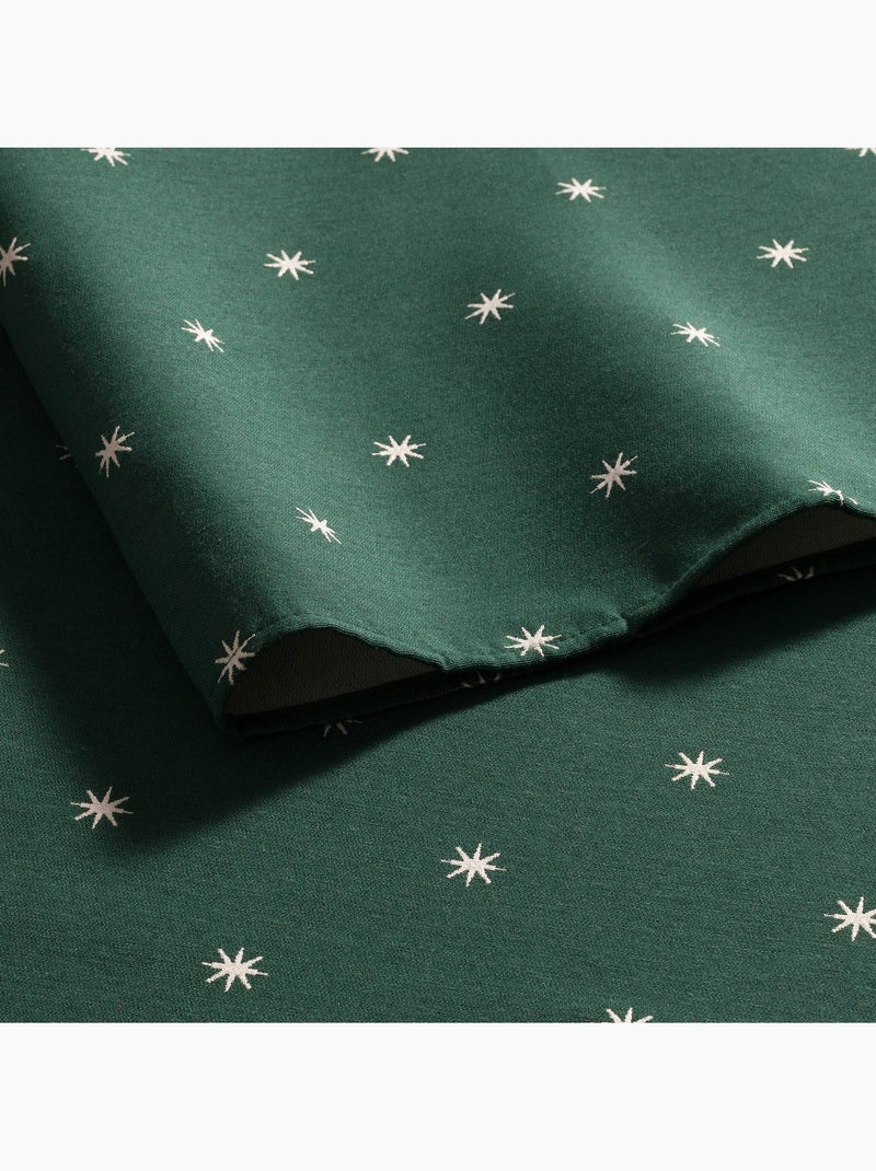 Kersttafelkleed met lurex-garen en geborduurde sterren in reliëf - gamusi. Groen - Kiabi
