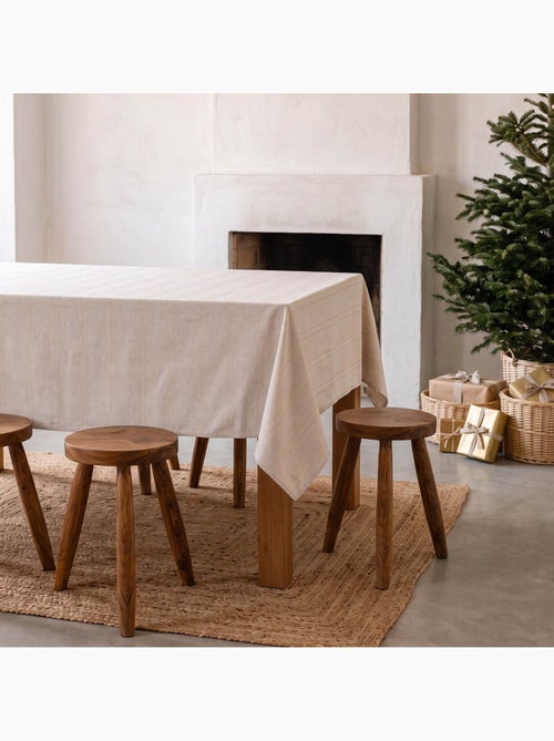 Kersttafelkleed met reliëfstrepen van lurex-garen - gamusi. - Kiabi Kersttafelkleed met reliëfstrepen van lurex-garen - gamusi. - Kiabi