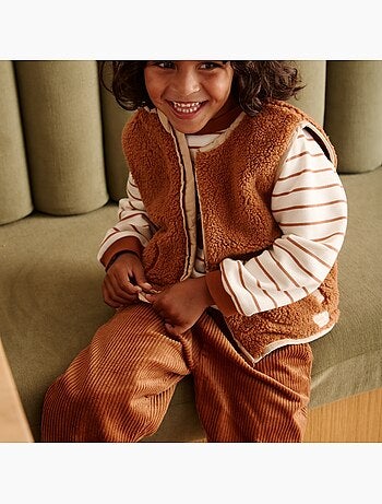 Kinderjasje van sherpa zonder mouwen, model moka