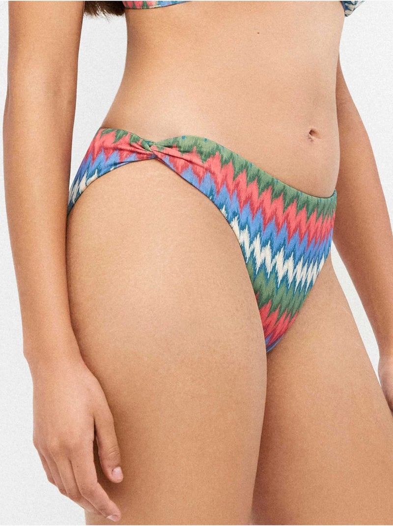 Klassieke bikini slip met zigzag patroon Multicolor - Kiabi